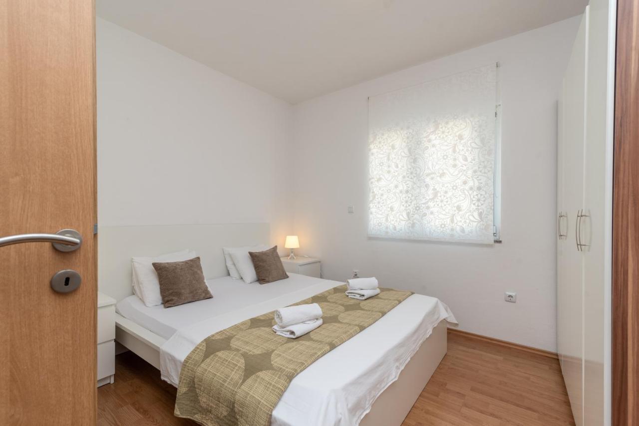 Villa Kuzmanic Trogir Extérieur photo